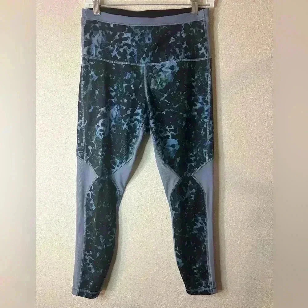 LULULEMON Running in the City Tight Floral leggings sz 8 - Picture 2 of 4